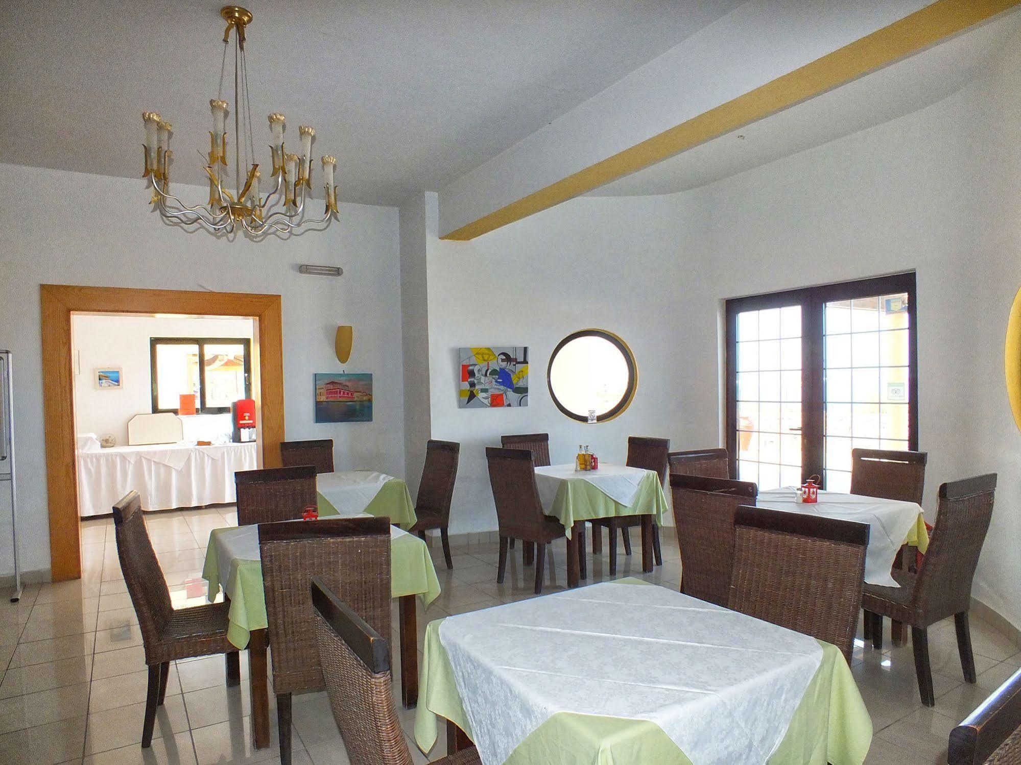Golden Villas - Hotel Apartments & Villas Hersonissos  Ngoại thất bức ảnh