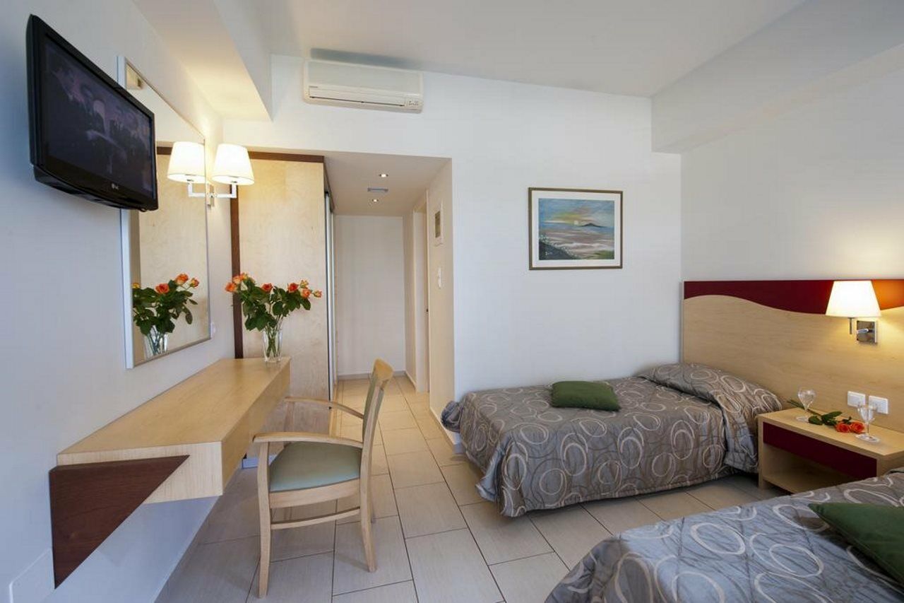 Golden Villas - Hotel Apartments & Villas Hersonissos  Ngoại thất bức ảnh